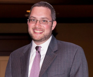 Rabbi Jason Fruithandler headshot